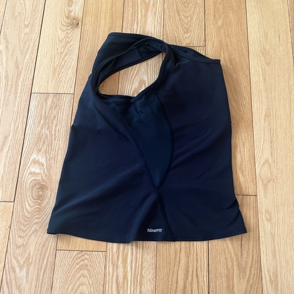 Nikefit Black Activewear top - Picture 6 of 8